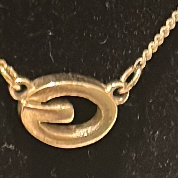 Givenchy Gold Plated G Center Pendant Necklace Luxury Logo Stackable Everyday - Picture 7 of 8